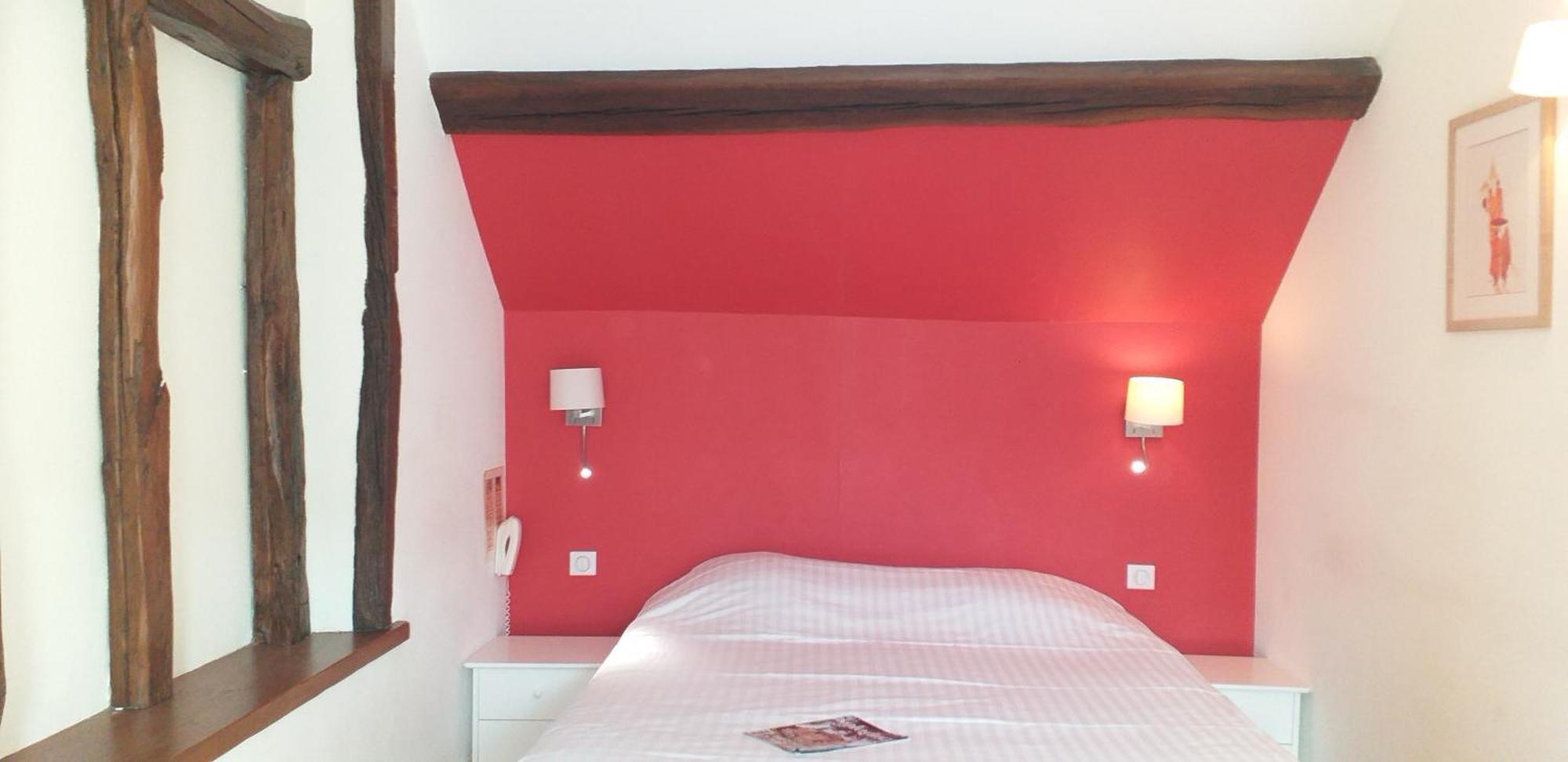 Logis Auberge Du Centre Chitenay Экстерьер фото