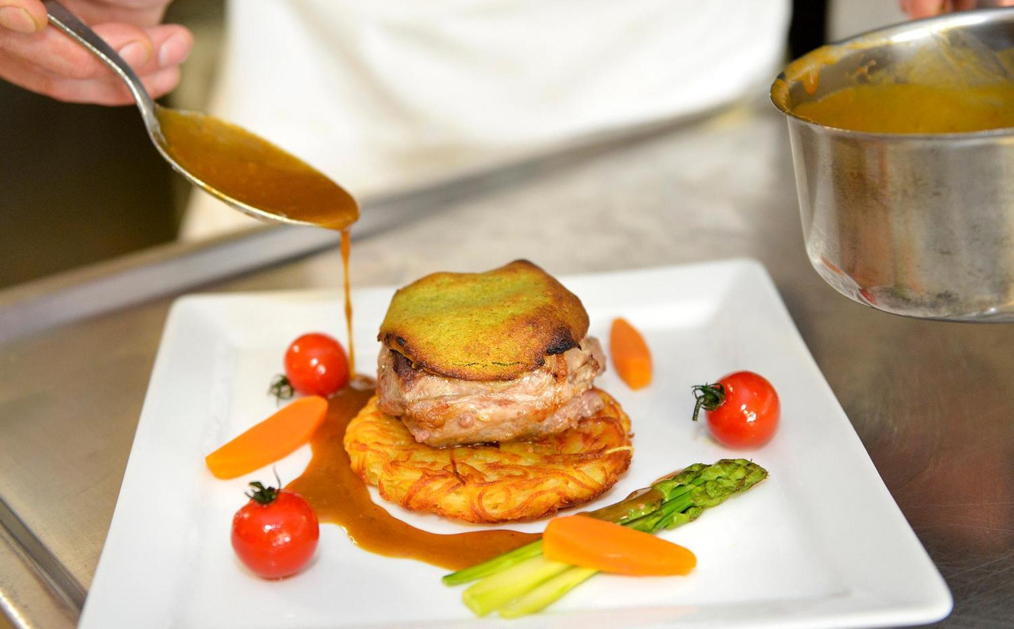 Logis Auberge Du Centre Chitenay Экстерьер фото