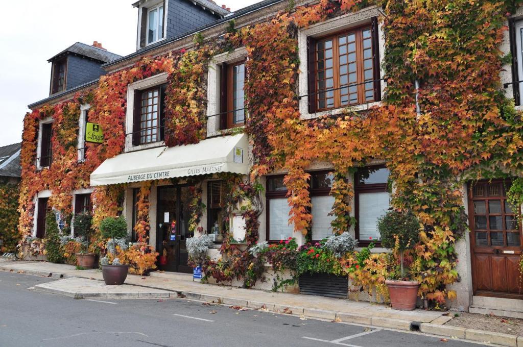 Logis Auberge Du Centre Chitenay Экстерьер фото