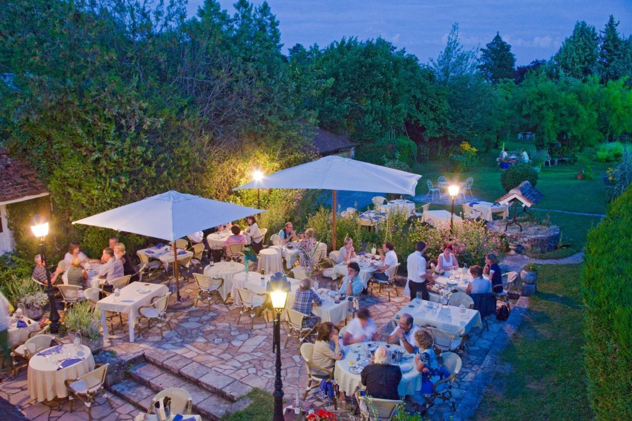 Logis Auberge Du Centre Chitenay Экстерьер фото